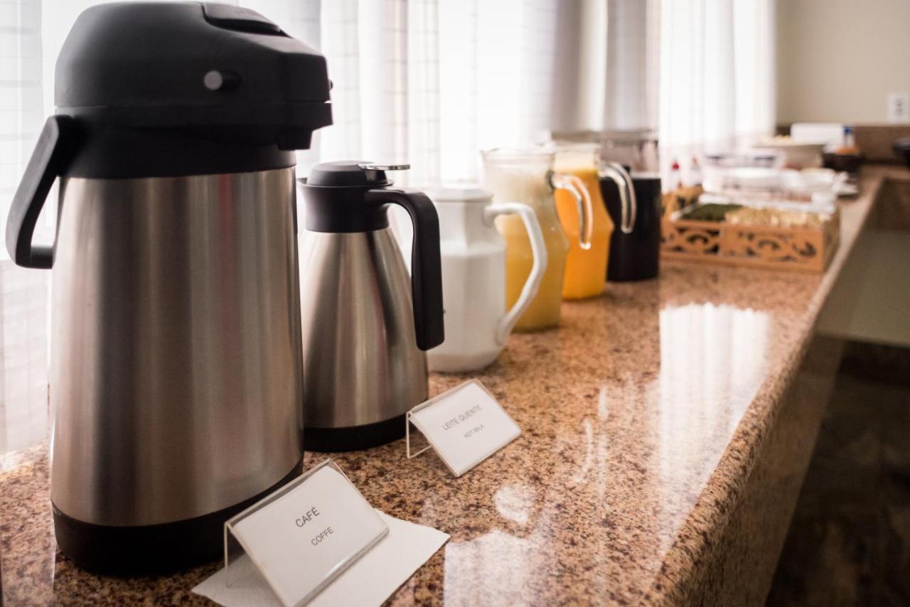 Holambra Garden Hotel Eksteriør billede Coffee pot
